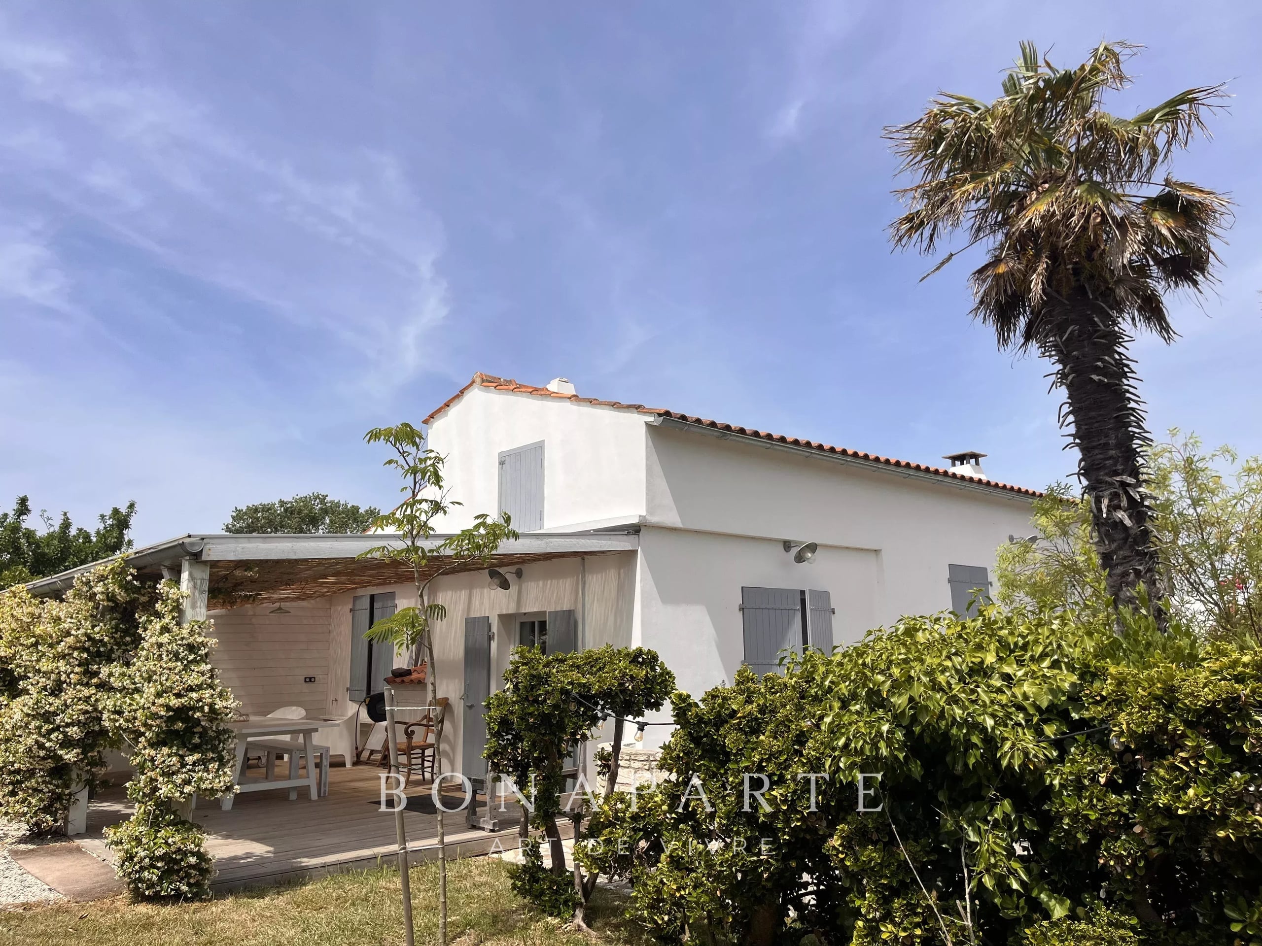 ST CLÉMENT DES BALEINES - MAISON RÉTOISE À 900 MÈTRES DES PLAGES